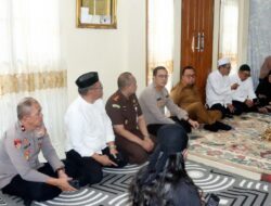 Kapolres, Bupati dan Kajari Minahasa Melayat di Rumah Duka Almarhum Ketua MUI Minahasa