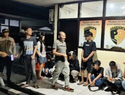 Patroli Dini Hari, Polsek Toulimambot Amankan 8 Remaja Pesta Miras di Kampung Jawa