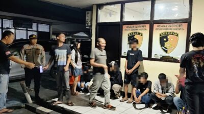 Patroli Dini Hari, Polsek Toulimambot Amankan 8 Remaja Pesta Miras di Kampung Jawa