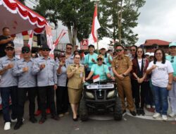 Hujan Tak Surutkan Semangat, Wakil Bupati Vanda Sarundajang Apresiasi Pawai Pembangunan di Sonder