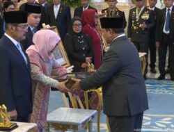 Masih Tidak Terima Soeharto Dianugerahi Pahlawan Nasional, PDI Perjuangan Sebut Pemerintah Tuli